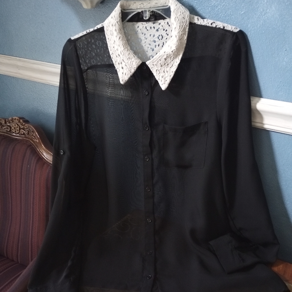 Wishful Park Black & White Woman Top